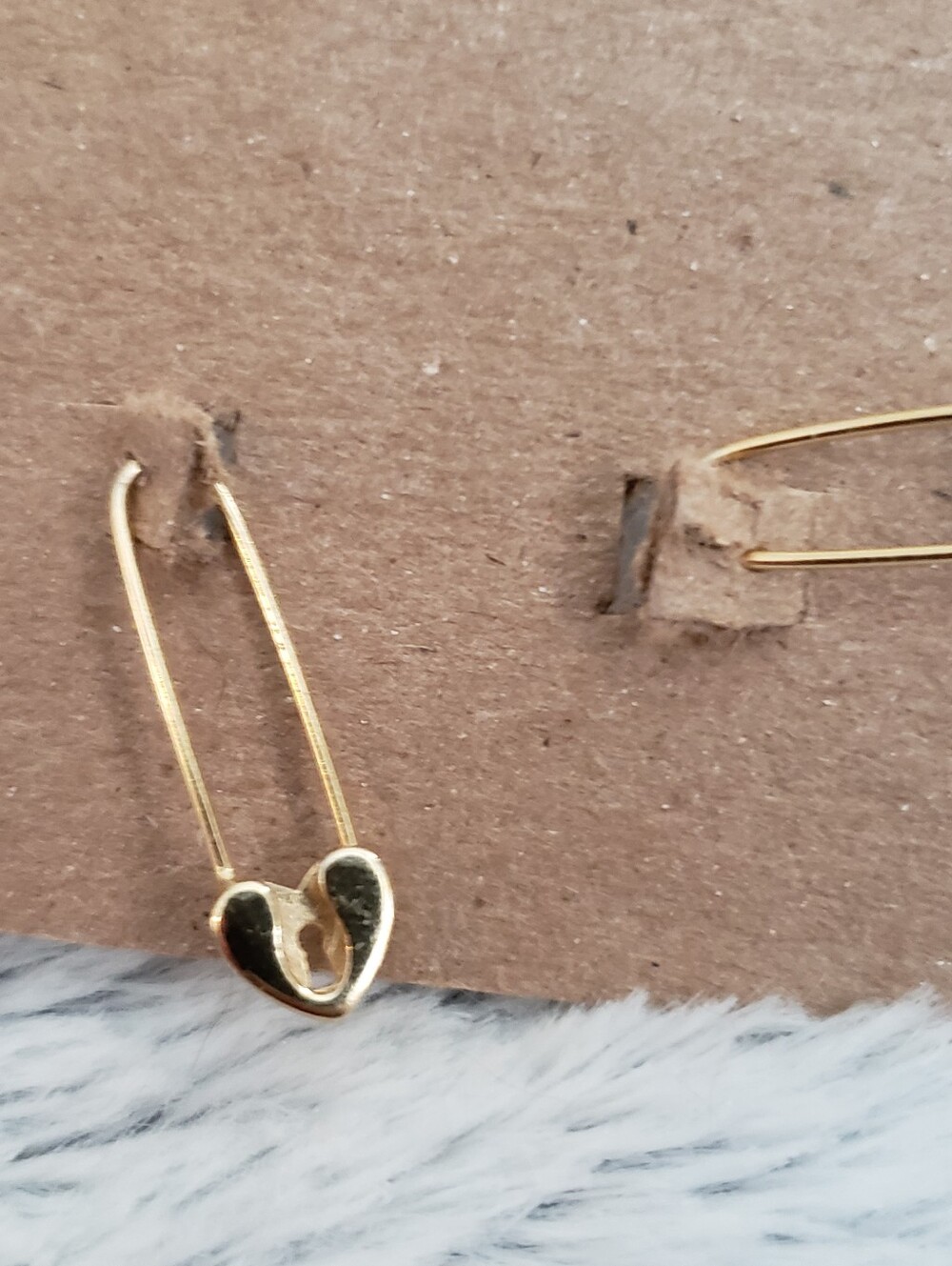 Gold Heart Safety Pin Lock Locket Drop Earrings New - Picture 4 of 5